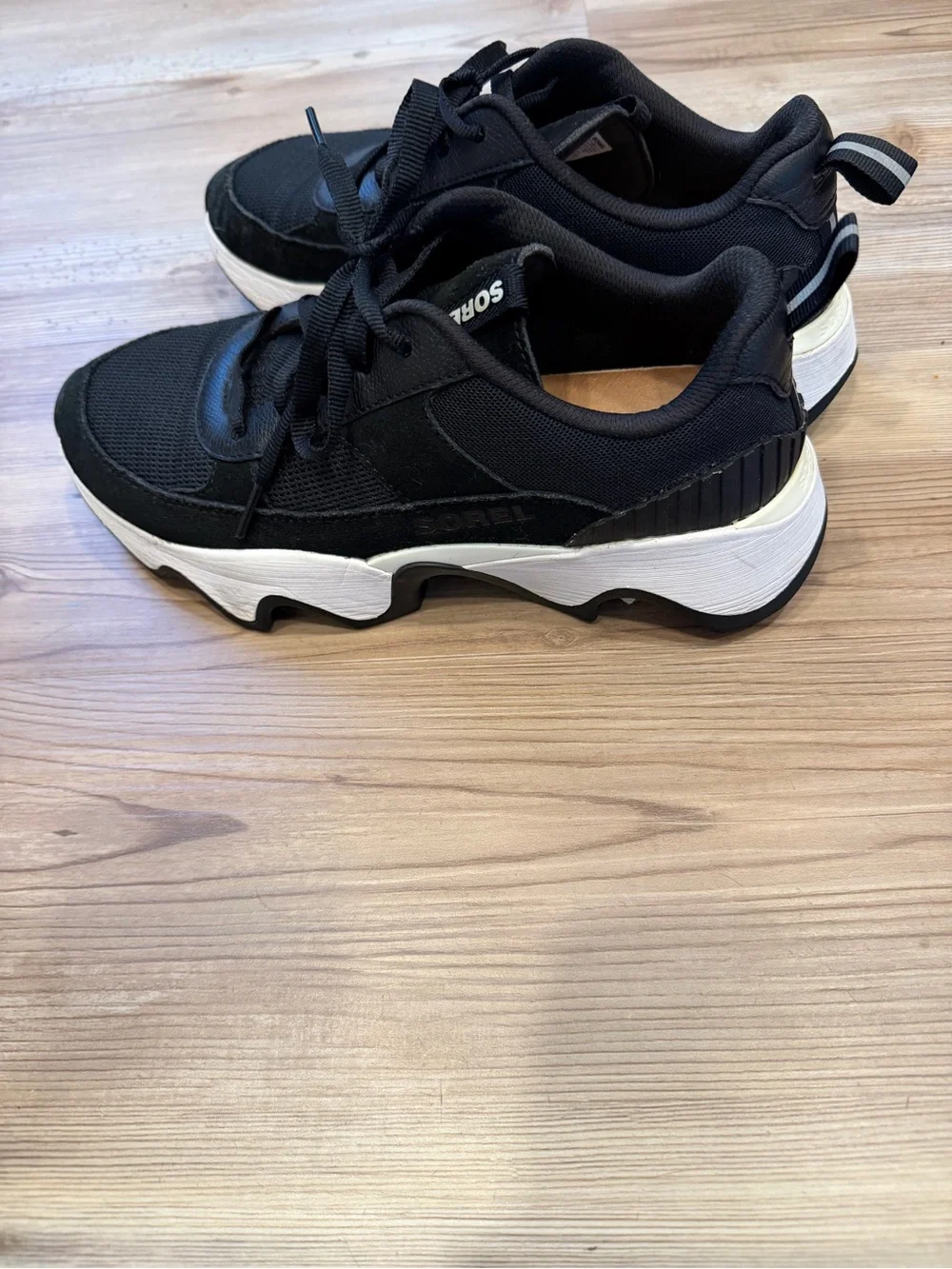 Sorel Kinetic Impact II Sneakers-Size 9